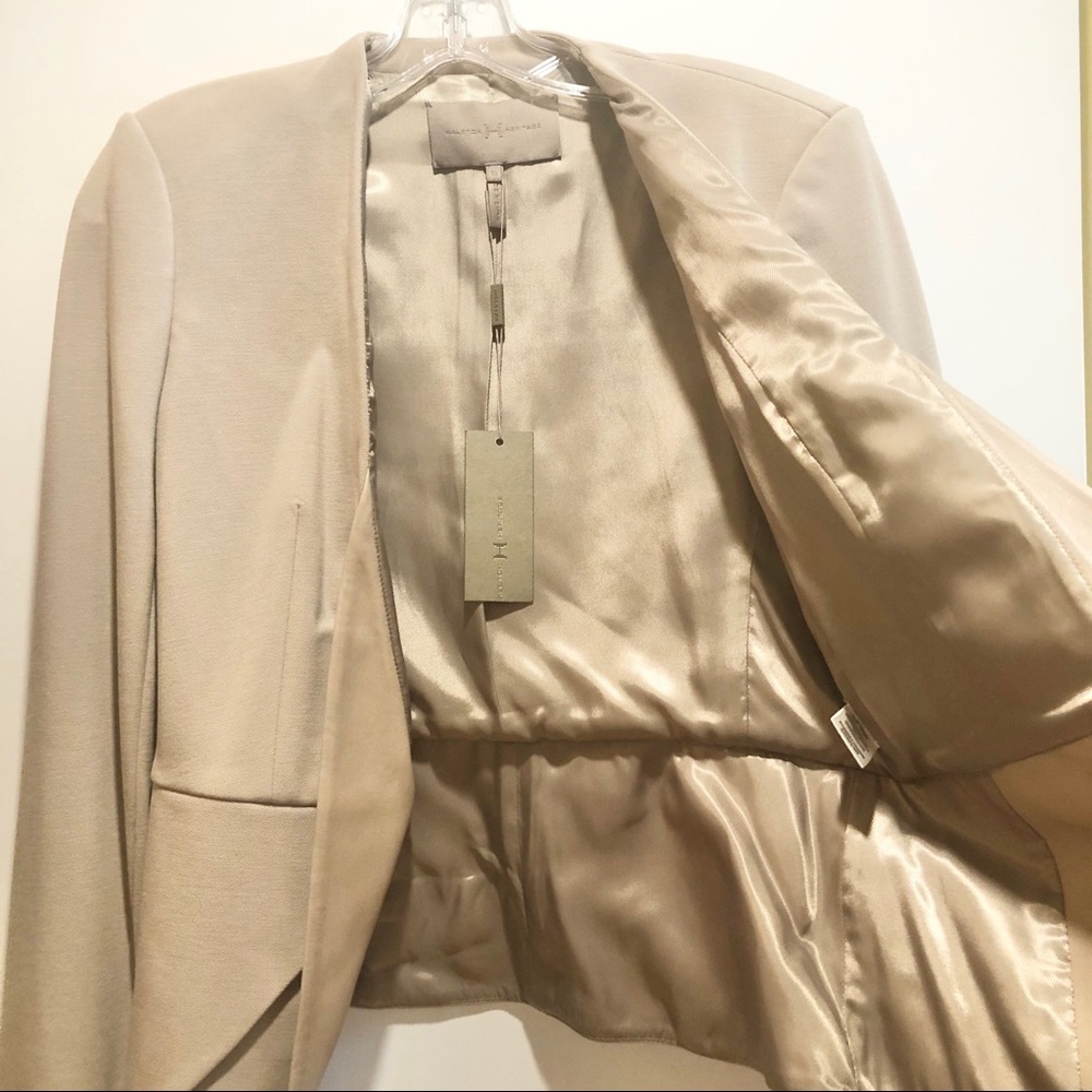 🥳 HOST PICK 🥳 HALSTON HERITAGE BLAZER W/ LAMBSKIN LEATHER DETAIL - Picture 7 of 14
